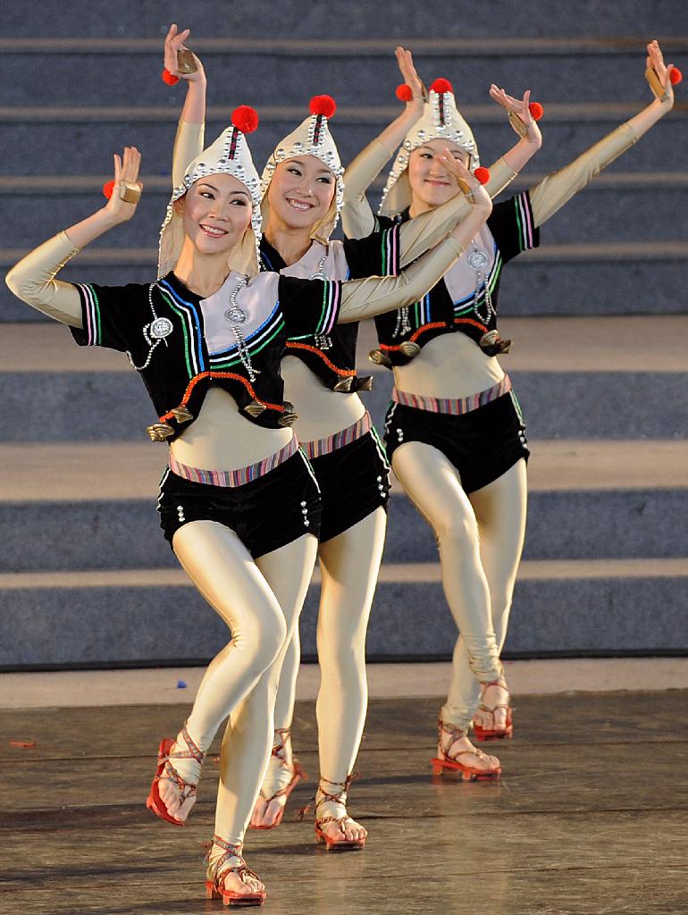 Image: danseuses-hani_1230980704.jpg